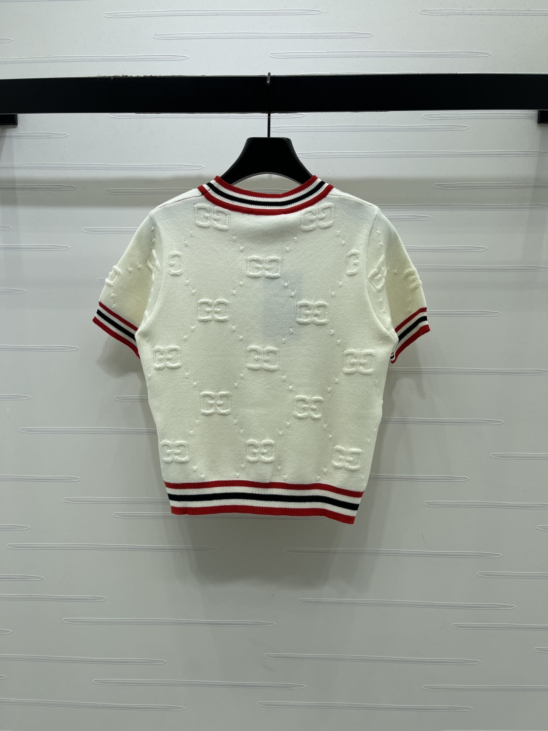 Women's short sleeves